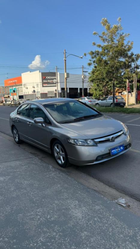 HONDA Civic 1.8 16V 4P FLEX LXS, Foto 2