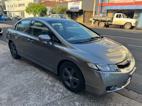 HONDA Civic 1.8 16V 4P FLEX LXS AUTOM�TICO, Foto 3