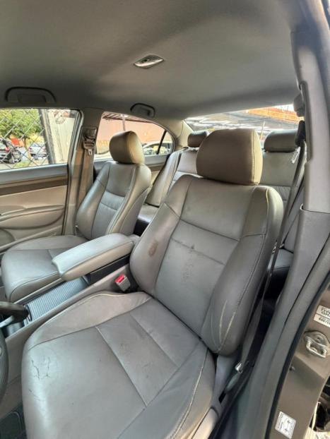 HONDA Civic 1.8 16V 4P FLEX LXL AUTOM�TICO, Foto 3