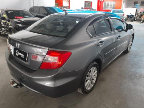 HONDA Civic 1.8 16V 4P FLEX LXS AUTOM�TICO, Foto 4