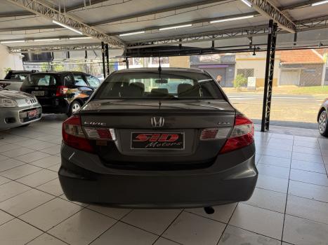 HONDA Civic 1.8 16V 4P FLEX LXS AUTOM�TICO, Foto 4