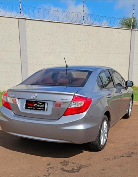 HONDA Civic 1.8 16V 4P FLEX LXS AUTOM�TICO, Foto 2