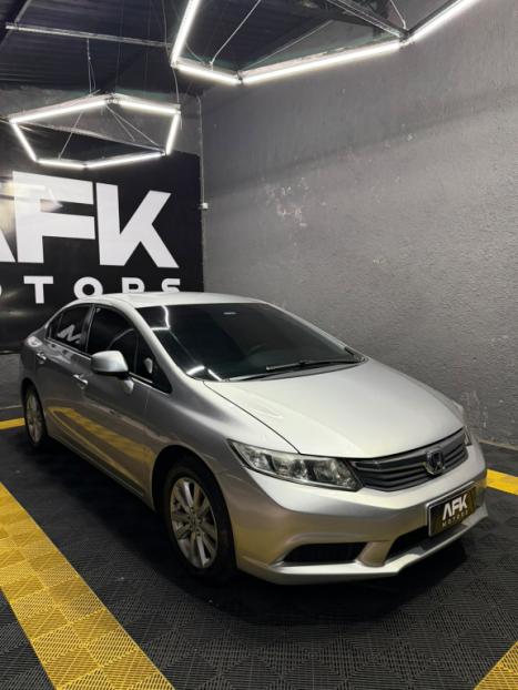HONDA Civic 1.8 16V 4P FLEX LXS AUTOM�TICO, Foto 3