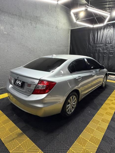 HONDA Civic 1.8 16V 4P FLEX LXS AUTOM�TICO, Foto 6