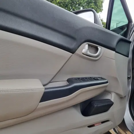 HONDA Civic 2.0 16V 4P FLEX LXR AUTOMÁTICO, Foto 5 HONDA Civic 2.0 16V 4P FLEX LXR AUTOMÁTICO, Foto 5