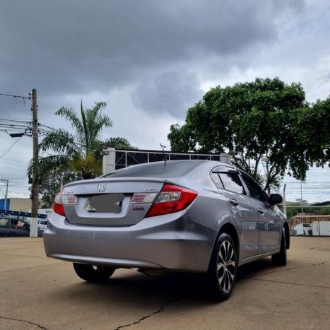 HONDA Civic 2.0 16V 4P FLEX LXR AUTOMÁTICO, Foto 2 HONDA Civic 2.0 16V 4P FLEX LXR AUTOMÁTICO, Foto 2