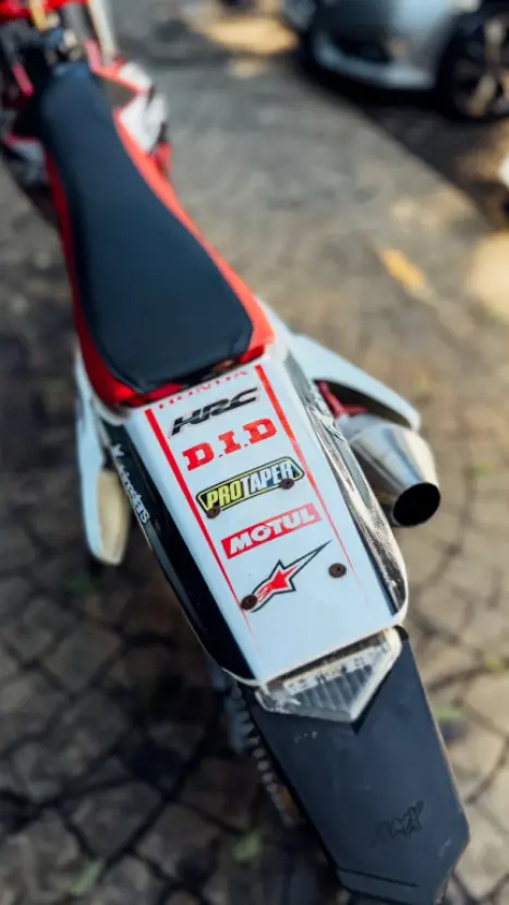 HONDA CRF 230 F, Foto 2
