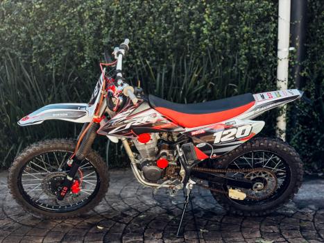 HONDA CRF 230 F, Foto 5