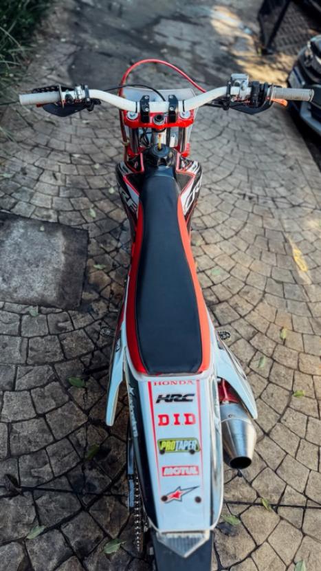 HONDA CRF 230 F, Foto 6