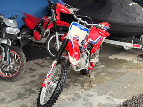 HONDA CRF 230 F, Foto 2
