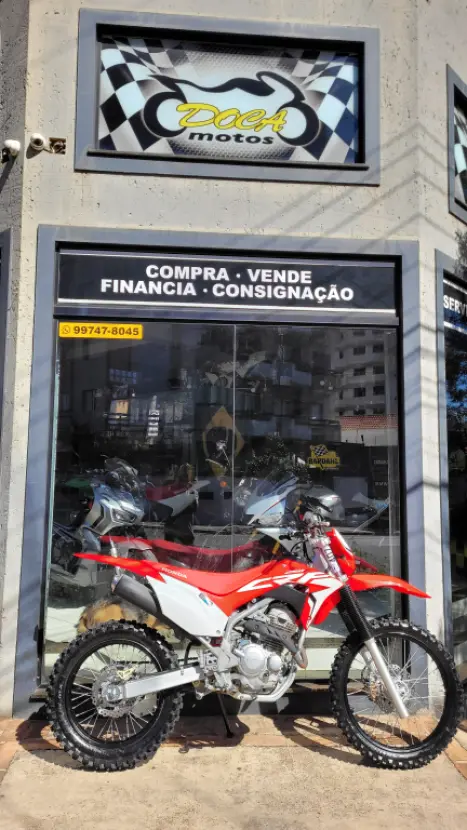 HONDA CRF 250 F, Foto 4 HONDA CRF 250 F, Foto 4