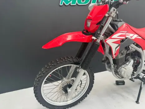 HONDA CRF 250 F, Foto 4