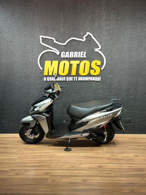 HONDA Elite 125 , Foto 2