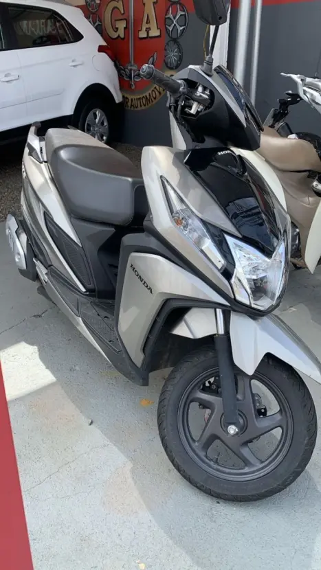 HONDA Elite 125 , Foto 4