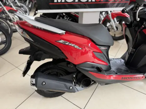HONDA Elite 125 , Foto 2
