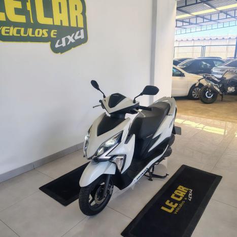 HONDA Elite 125 , Foto 2