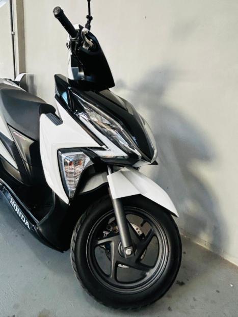 HONDA Elite 125 , Foto 3