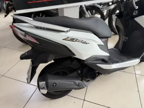 HONDA Elite 125 , Foto 2