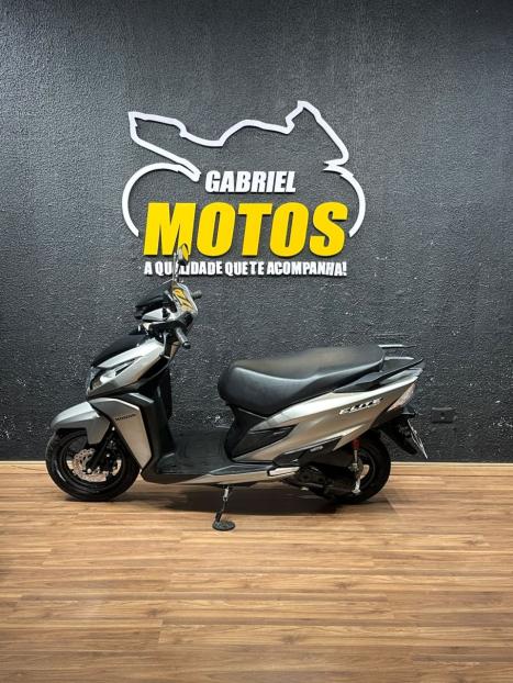 HONDA Elite 125 , Foto 2