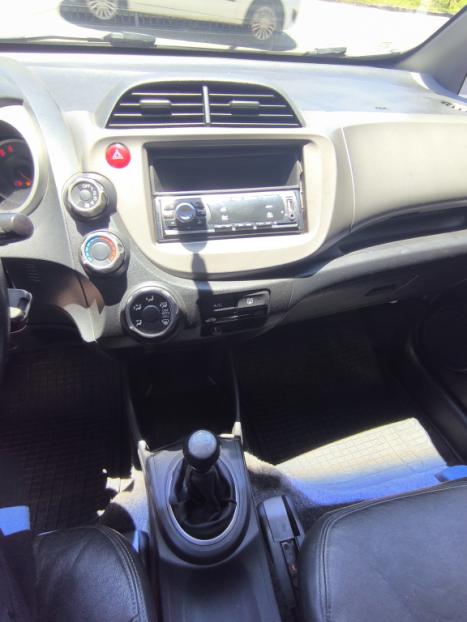 HONDA Fit 1.4 16V 4P LX FLEX, Foto 3 HONDA Fit 1.4 16V 4P LX FLEX, Foto 3