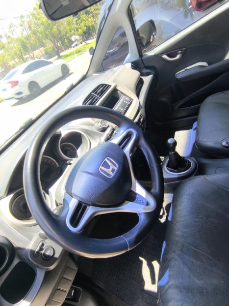 HONDA Fit 1.4 16V 4P LX FLEX, Foto 8 HONDA Fit 1.4 16V 4P LX FLEX, Foto 8