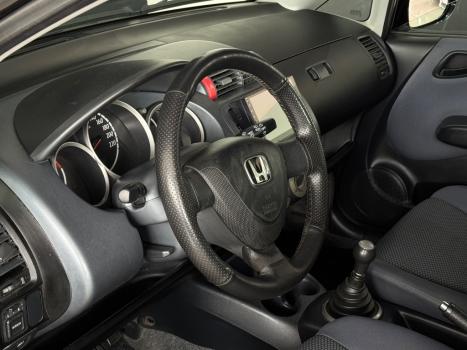 HONDA Fit 1.4 16V 4P LX, Foto 8 HONDA Fit 1.4 16V 4P LX, Foto 8