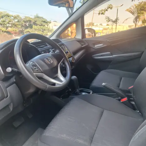 HONDA Fit 1.5 16V 4P EX AUTOMÁTICO, Foto 7 HONDA Fit 1.5 16V 4P EX AUTOMÁTICO, Foto 7