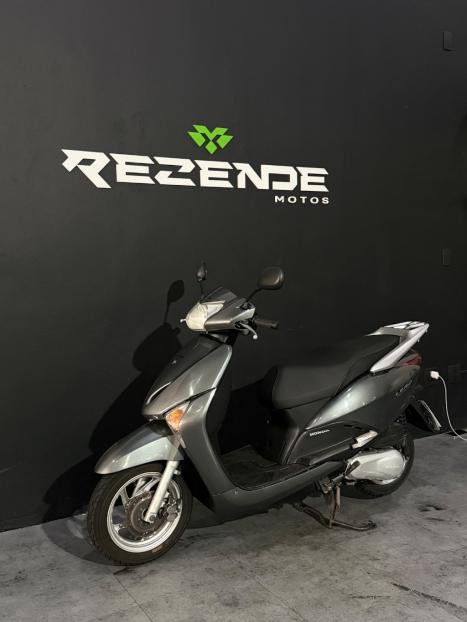 HONDA Lead 110 , Foto 2