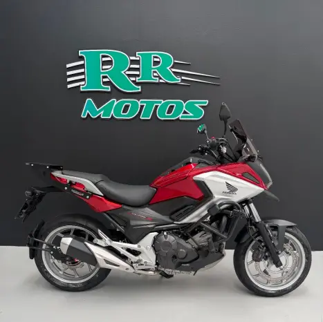 HONDA NC 750 X ABS, Foto 1
