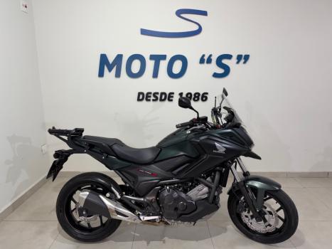 HONDA NC 750 X ABS, Foto 1