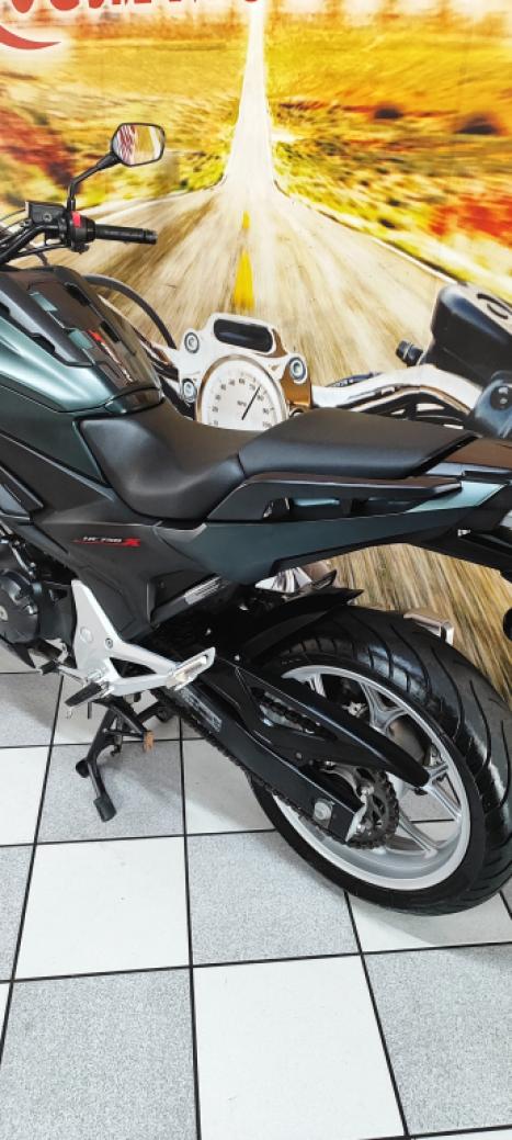 HONDA NC 750 X ABS, Foto 8