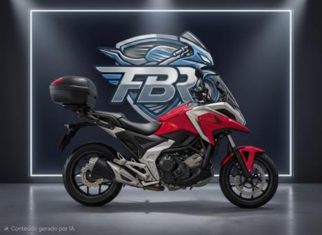 HONDA NC 750 X ABS, Foto 1