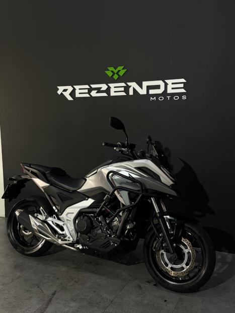 HONDA NC 750 X ABS, Foto 2