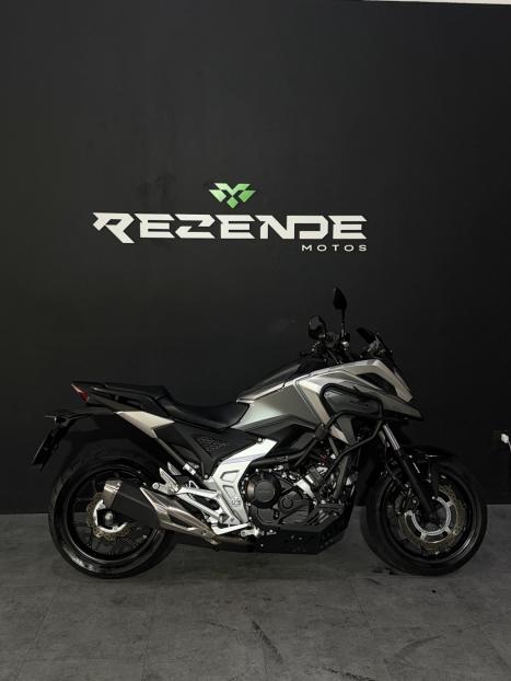 HONDA NC 750 X ABS, Foto 3