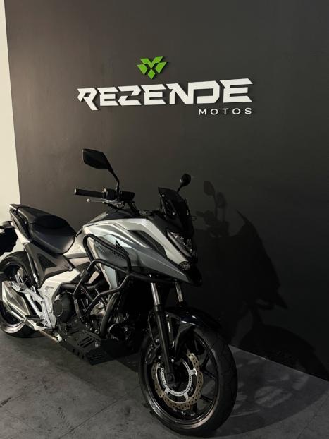 HONDA NC 750 X ABS, Foto 5