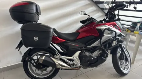 HONDA NC 750 X ABS, Foto 1