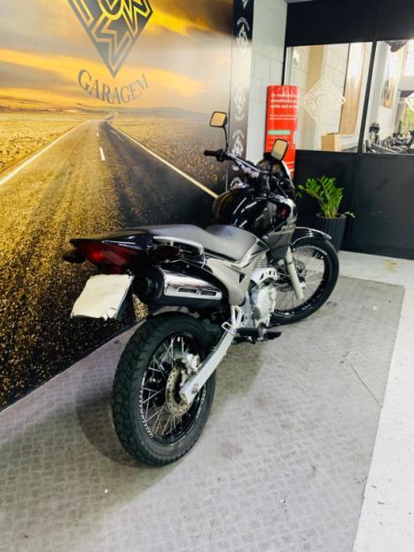 HONDA NX Falcon 400, Foto 2