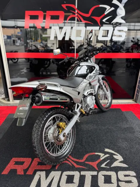 HONDA NX Falcon 400, Foto 10