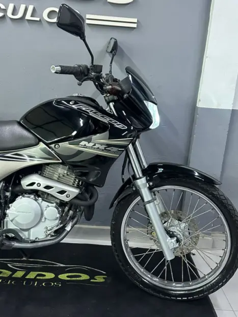 HONDA NX Falcon 400, Foto 2