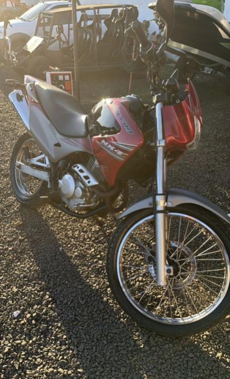 HONDA NX Falcon 400, Foto 2