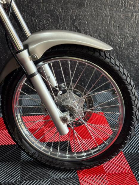 HONDA NX Falcon 400, Foto 11