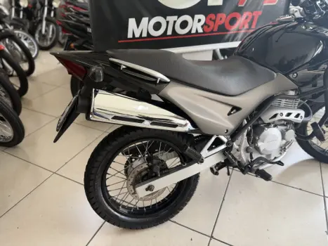 HONDA NX Falcon 400, Foto 2