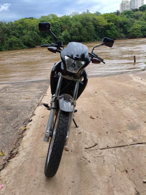 HONDA NX Falcon 400, Foto 3