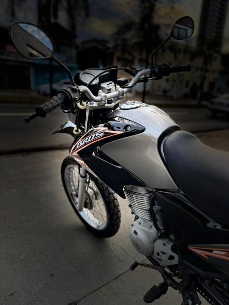 HONDA NXR Bros 150 ESD, Foto 2