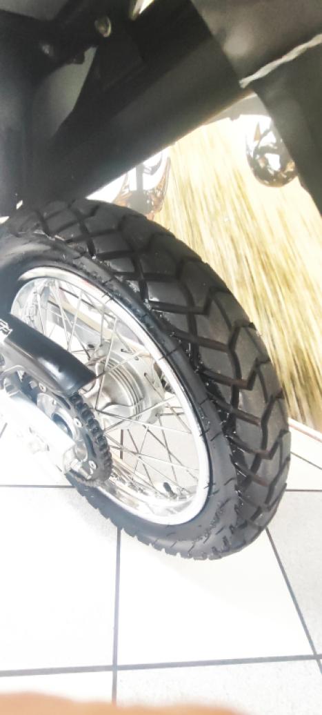 HONDA NXR Bros 150 ESD MIX, Foto 2