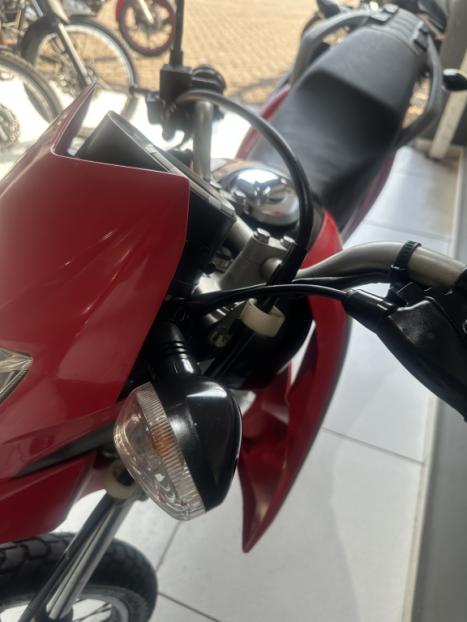 HONDA NXR Bros 150 ESD, Foto 2