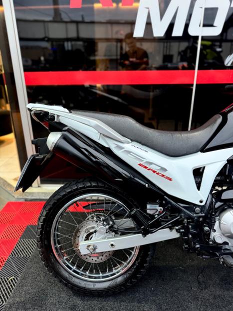 HONDA NXR Bros 160 ESD, Foto 2