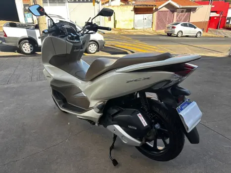 HONDA PCX 150 DLX, Foto 5 HONDA PCX 150 DLX, Foto 5