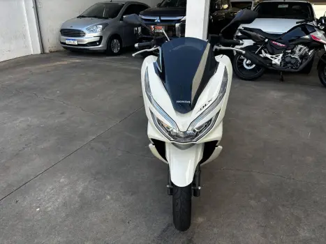 HONDA PCX 150 DLX, Foto 7 HONDA PCX 150 DLX, Foto 7