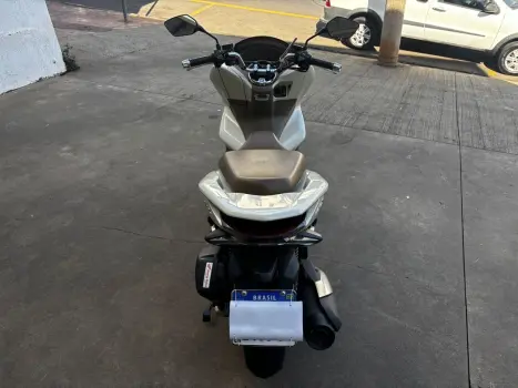 HONDA PCX 150 DLX, Foto 8 HONDA PCX 150 DLX, Foto 8